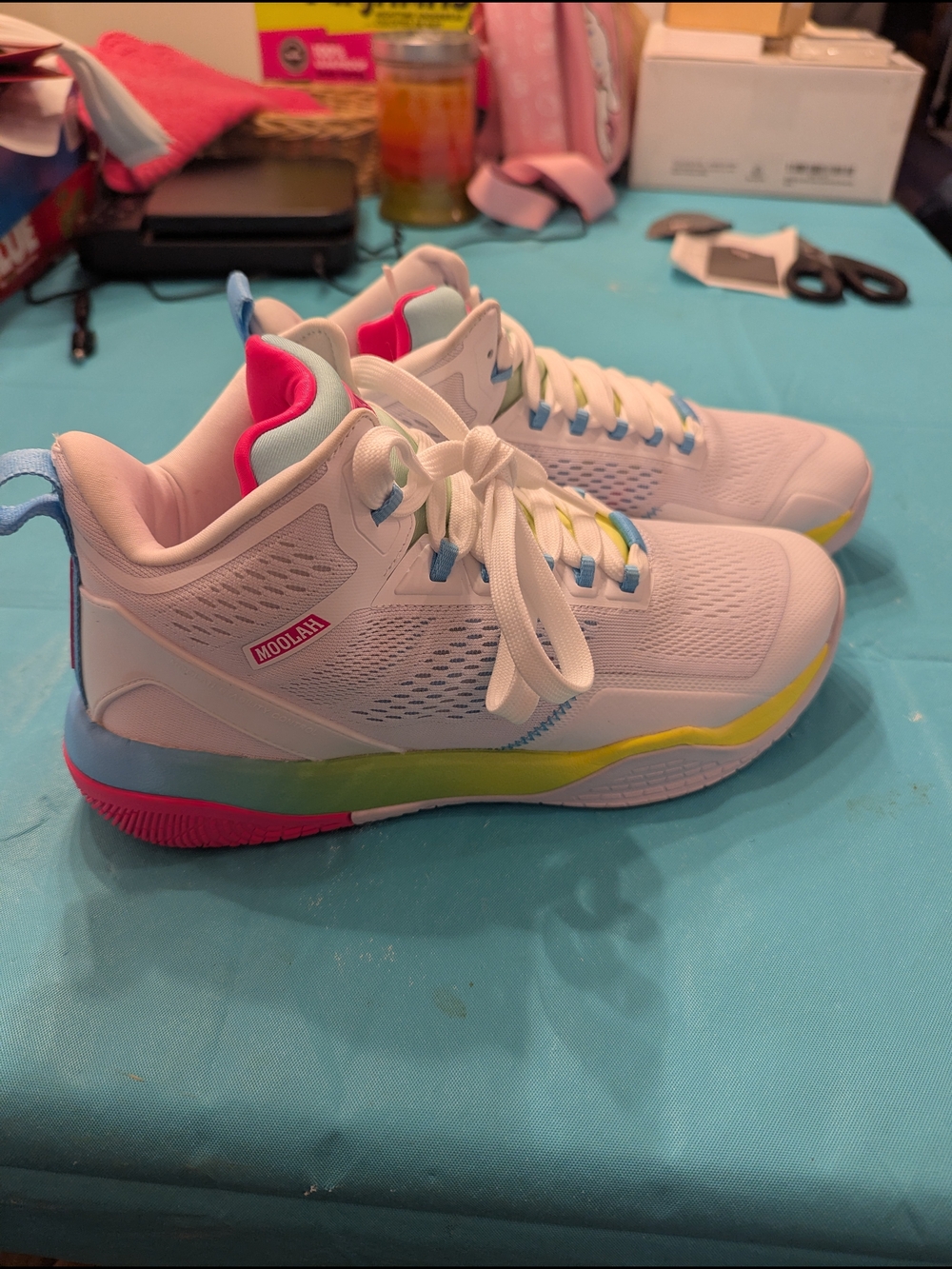 New size 9 moolah Women's Basketball Shoes